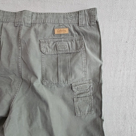 Cabela's 7 Pocket Hiker Shorts Men's 46 Army Green 9" Inseam EUC 904823 - Picture 9 of 14